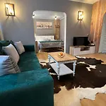 Moura Boutique By Asteri