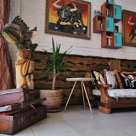 Moura Boutique By Asteri Hotel