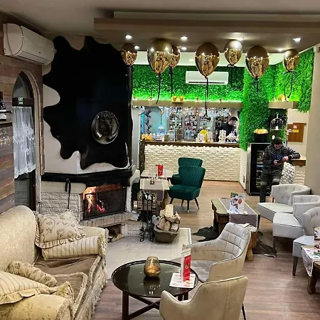 Moura Boutique By Asteri Hotel 4*