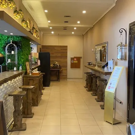 Moura Boutique By Asteri Боровец