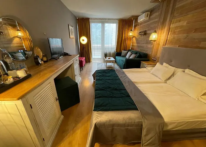 Moura Boutique By Asteri 4* Borowec