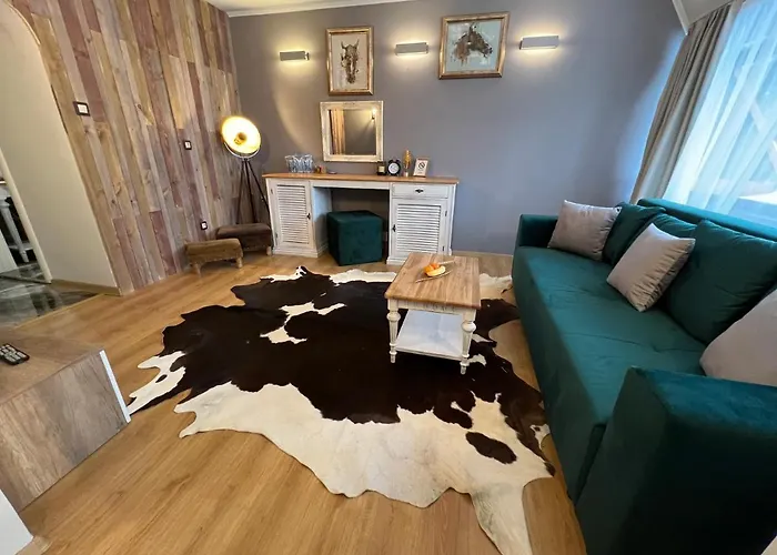 Moura Boutique By Asteri Hotel