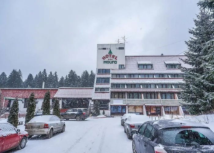 Hotel Moura Boutique By Asteri 4*